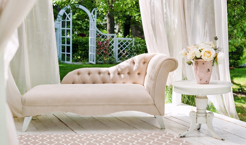 Jak wybrać dywan zewnętrzny na taras lub balkon?